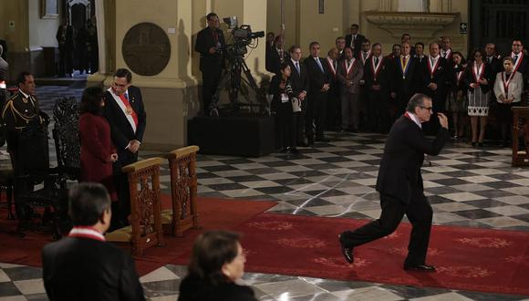Pedro Olaechea sorprendido porque Martín Vizcarra y el Premier no lo han saludado: "Deben estar ocupados"
