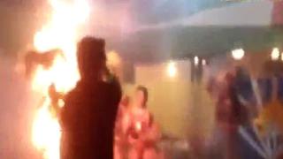 Vestido de bailarina se prende en llamas durante concurso en Iquitos (VIDEO)