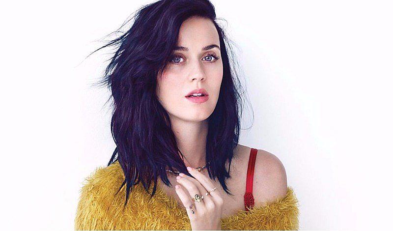 Katy Perry publica foto inédita de cuando tenía 13 años 