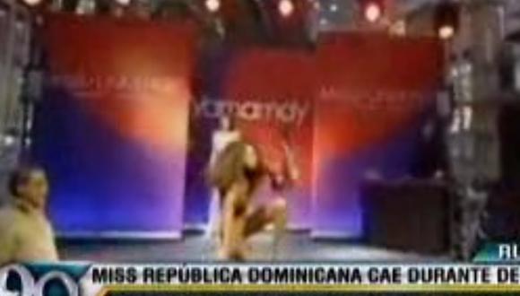 Miss República Dominicana sufre bochornosa caída en plena pasarela [VIDEO]