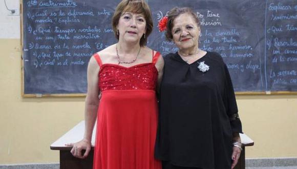 Abuelitas de 59 y 83 años terminaron el colegio