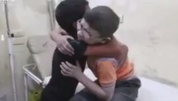 YouTube: Niños sirios rompen en llanto al enterarse la muerte de su hermano