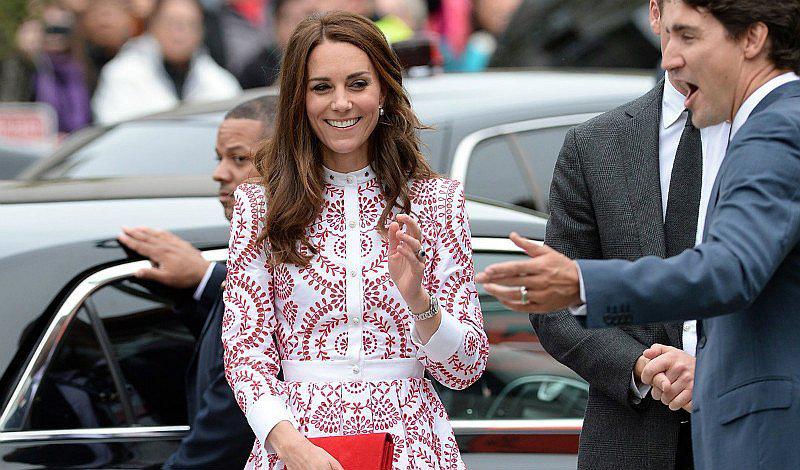 ¡Conoce quien estuvo detrás de los fabulosas looks de Kate Middleton durante su visita a Canadá! [FOTOS]