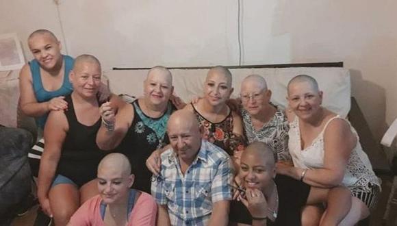 Familia entera se rapa para apoyar a madre con cáncer