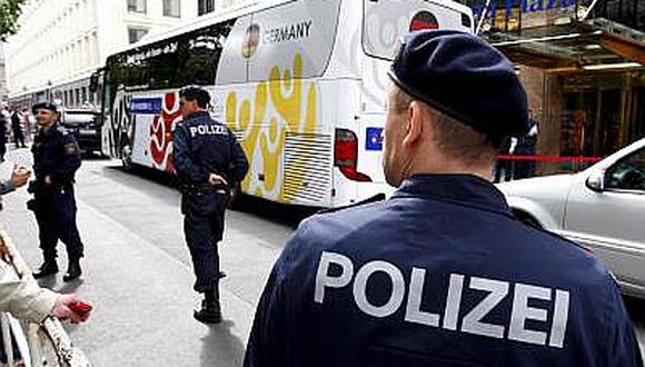 Un hombre mata a dos personas e hiere a once en una fiesta en Austria 