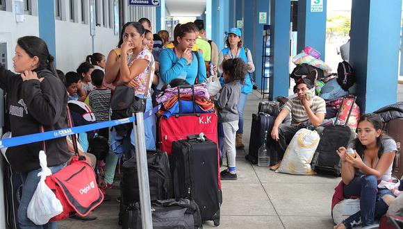 Miles de venezolanos esperan ingresar al país para obtener el PTP (VIDEO)