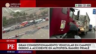 Reportan congestionamiento vehicular en vía Ramiro Prialé tras choque entre dos camiones | VIDEO
