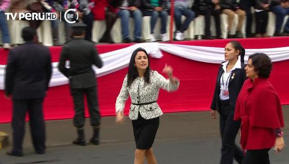 Nadine Heredia y su 'look' en la Gran Parada Militar 2013 
