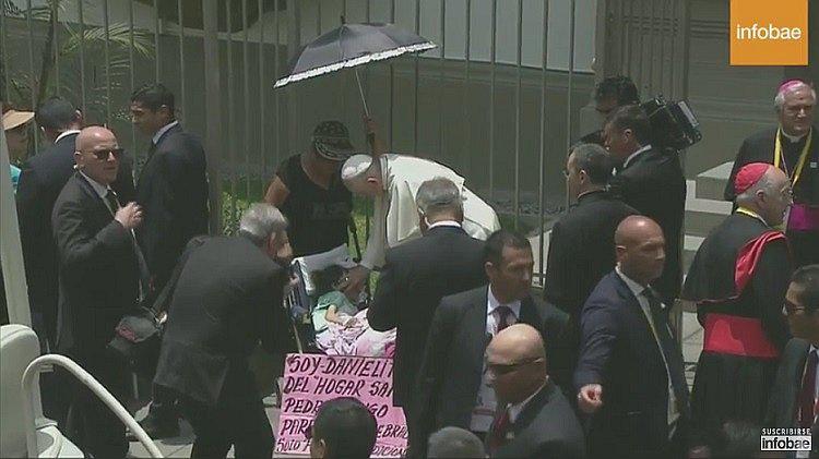 ​Papa Francisco no ingresó a Nunciatura Apostólica al ver a Danielita