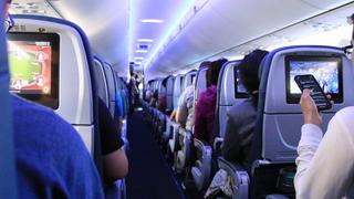 EE.UU.: dos mujeres son multadas con 159 miles de dólares por mala conducta en aviones