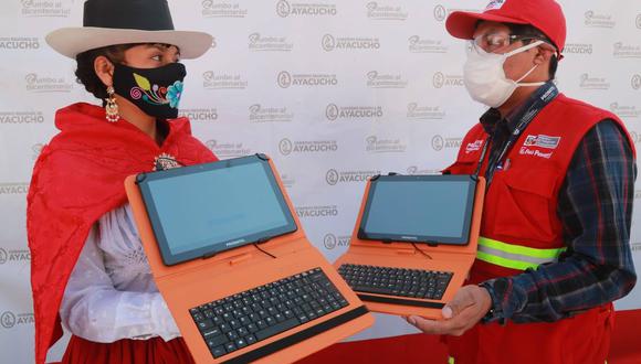 Ayacucho: más de 28 mil tablets se entregaron para beneficiar a 429 escuelas de la región (Foto: MTC).