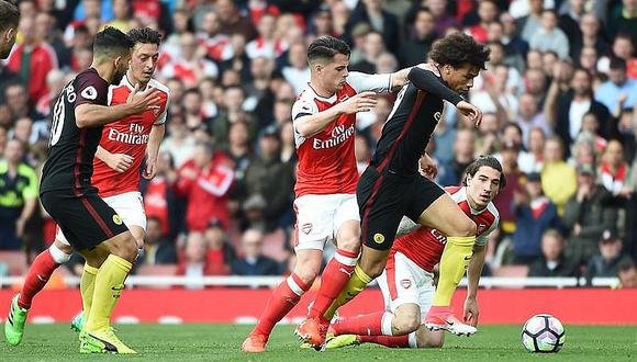 Premier League: Arsenal y City empatan y suman un punto que sirve poco