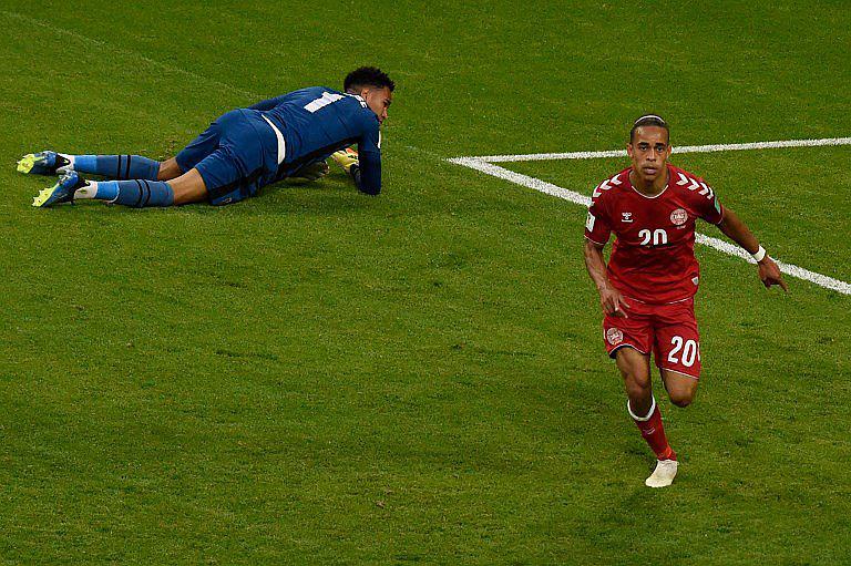 Dinamarca se impone a Perú 1-0 (FOTOS)