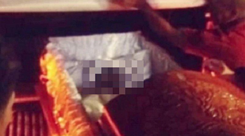 Familia desentierra a hombre muerto porque soñaron que estaba vivo (FOTOS)