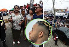 Jefferson Farfán envía con su madre ayuda para afectados por explosión de cisterna en Villa El Salvador | VIDEO