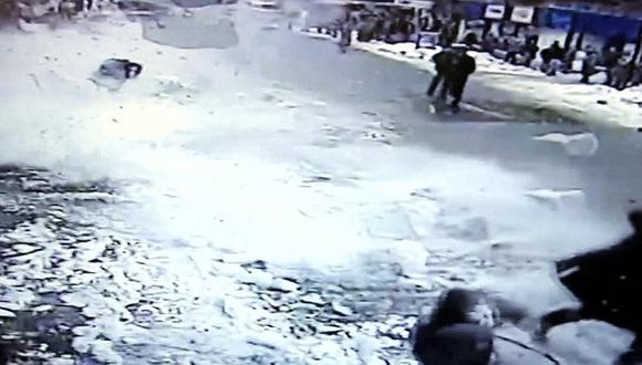 ​YouTube: Avalancha arrasa con dos mujeres en Turquía [VIDEO]