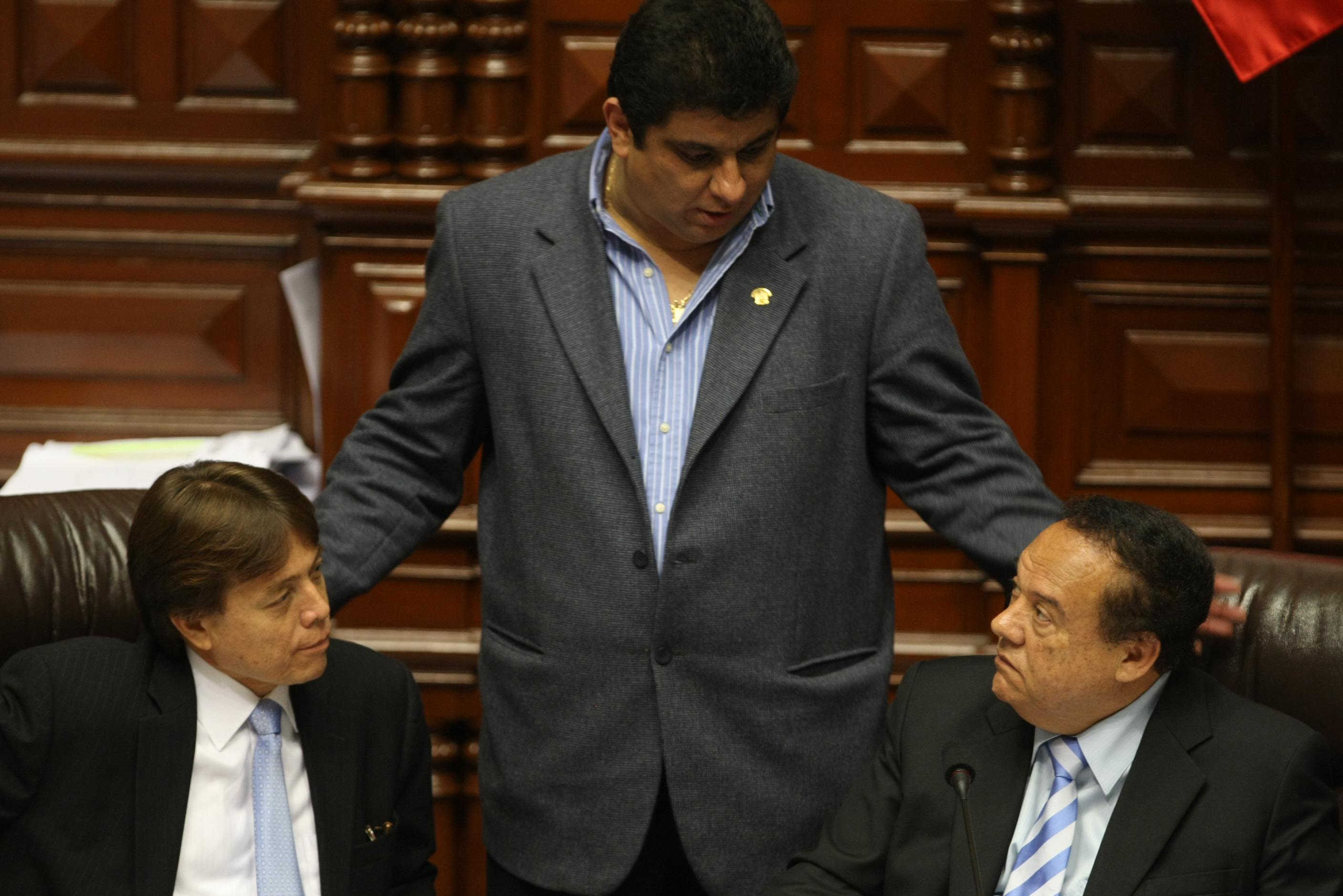 Alianza apro-fujimorista mantiene control de Congreso en el Perú