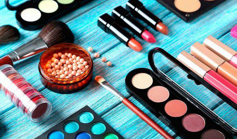 4 marcas de cosméticos naturales que te enamorarán