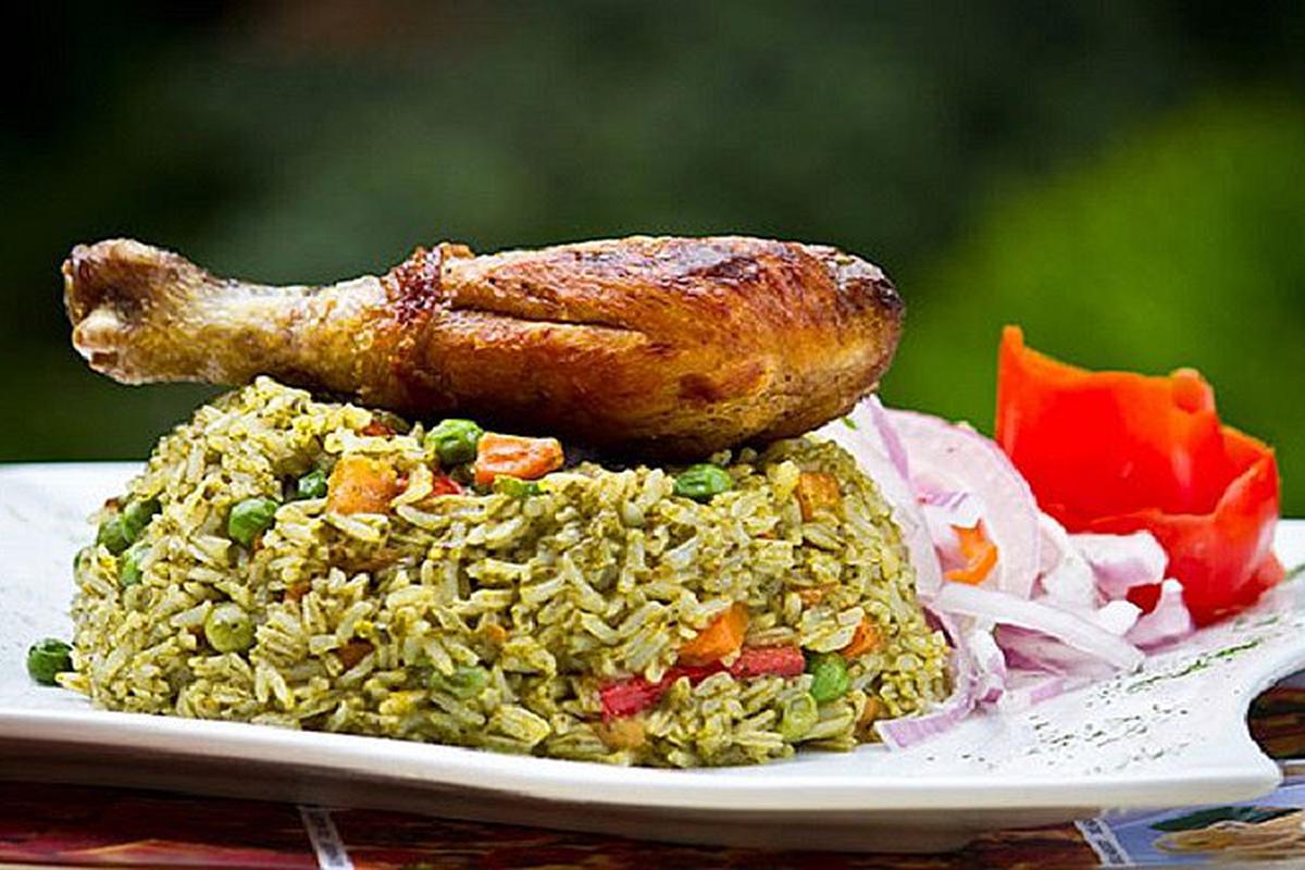 Arroz verde con pollo: Aprende a cocinarlo en 5 pasos | MUJER | OJO