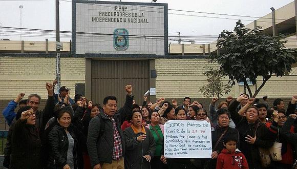 ​Los Olivos: Padres protestan por obras frente a colegio que afectarían a alumnos 