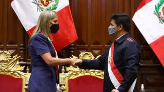 Pedro Castillo y ministros irán al Congreso a las 3 p.m. tras ordenar inmovilización social