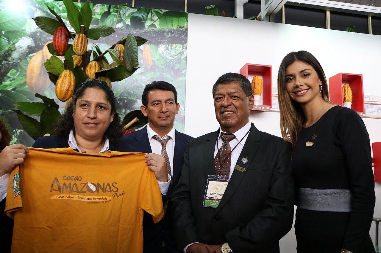 La Décima Edición del Salón del Cacao y Chocolate en Lima finaliza este domingo 
