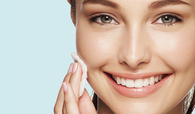 ¿Para qué sirve una loción tónica? Te sorprenderás