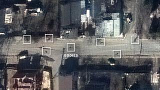 Ucrania: imágenes satelitales muestran cuerpos tirados en calles en Bucha bajo control de Rusia