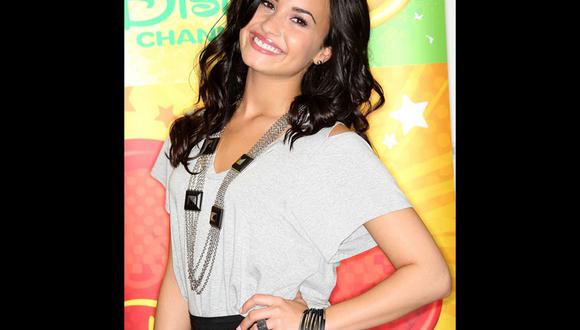 Padre de Demi Lovato culpa a Disney por el colapso de su hija 