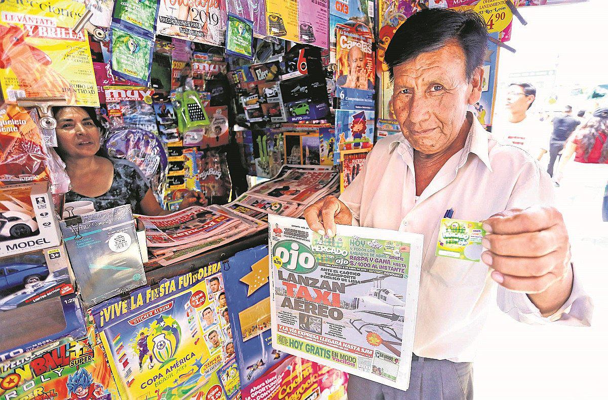 Al mercado con Ojo: lectores corren por su raspa y gana