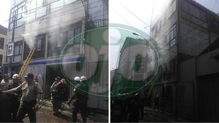 ​Personas quedan atrapadas tras incendio en galería del Mercado Central (EN VIVO)