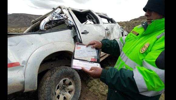 Arequipa: Cuatro fallecidos deja caída de camioneta a abismo y otros dos ocupantes resultan gravemente heridos