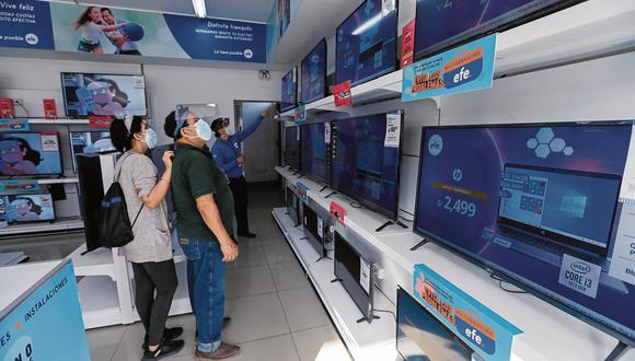 Venta. En segundo trimestre venta de televisores llegará a S/ 540 millones, similar al mismo período de 2021. (Foto: Fernando Sangama | GEC)