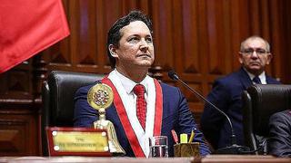 Aprueban informe que recomienda suspender por 120 días a Daniel Salaverry