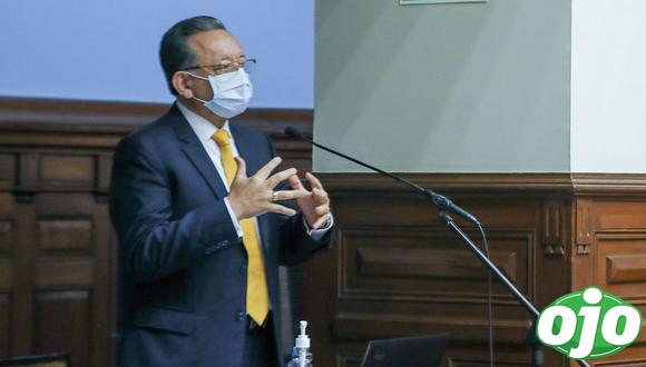Edgar Alarcón se presentó ante el pleno a pesar de que pidió reprogramar la sesión por cambio en su defensa. (Foto: Congreso)