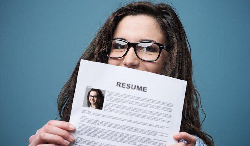 7 páginas web que te ayudarán a crear un CV perfecto