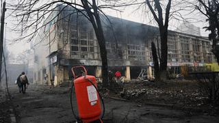 Rusia arrasa Ucrania al bombardear 1500 edificios de viviendas, 202 escuelas y 33 hospitales 