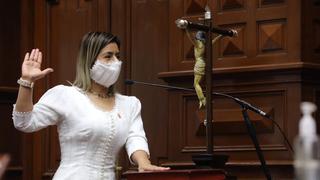 Congresista de Fuerza Popular fue captada rompiendo puerta: “No ha sido dentro de mis funciones”