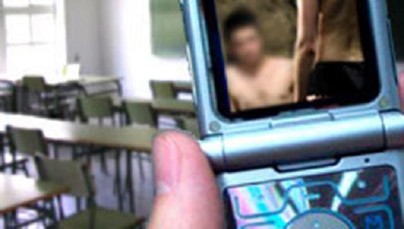 Argentina: Policía tuvo sexo con menor de 16 años y lo filma con su celular
