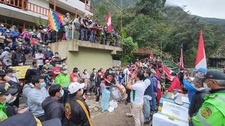 Machu Picchu entra a huelga indefinida hasta nuevo aviso y bloquean vía férrea | FOTOS Y VIDEO