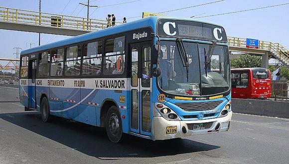 Villa El Salvador: asaltan a 30 en bus de “El Chino”