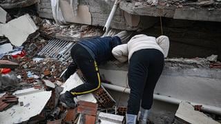 Devastadoras imágenes tras el terremoto en Turquía y Siria que deja más de 5 mil muertos [GALERÍA]