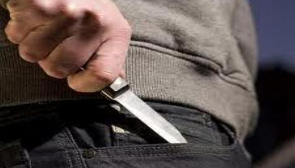 Pucusana: Auxiliar ataca con cuchillo a directora 