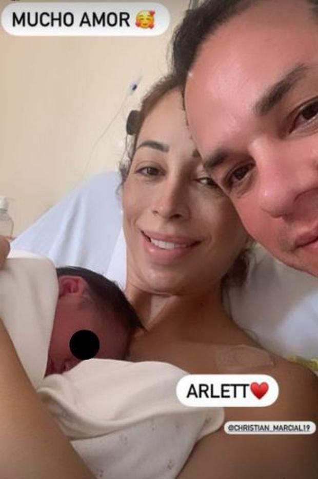 Olinda Castañeda anuncia el nacimiento de su bebita con su esposo Christian Marcial. Foto: (Instagram/@olinda0905).