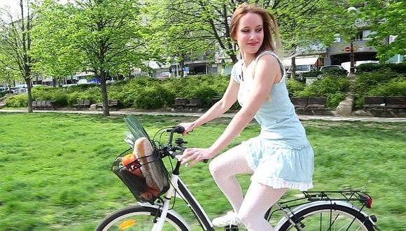 ¡Fuera mitos! ¿Puedes perder la virginidad mientras manejas bicicleta?