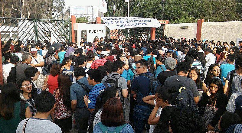 San Marcos: Estudiantes toman la universidad y exigen nulidad de elecciones [FOTOS Y VIDEO]