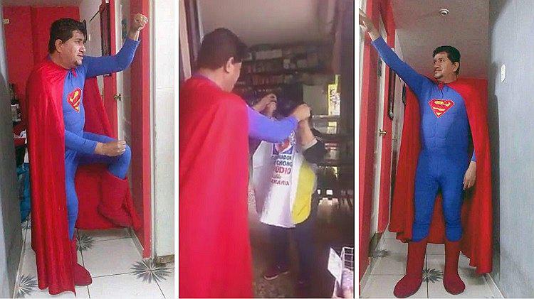 ​Elecciones municipales: candidato sorprende al recorrer calles vestido de Superman (FOTOS y VIDEO)