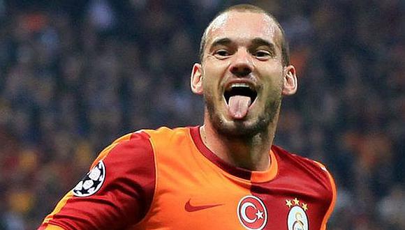 Wesley Sneijder brilla en goleada del Galatasaray al Alanyaspor por 5-1