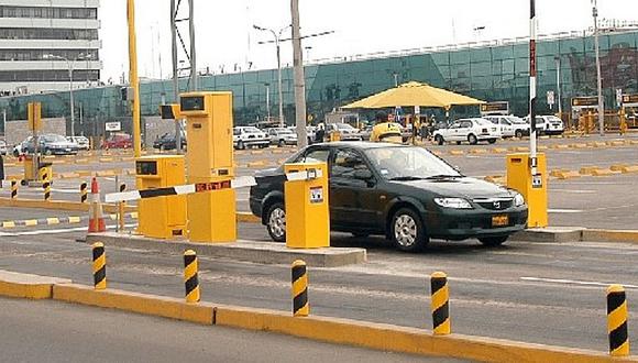 Aeropuerto Jorge Chávez: Pondrán sistema de lectura de placas por seguridad