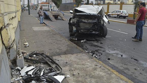 John Kelvin: Así quedó su auto tras accidente en Magdalena [FOTOS] 